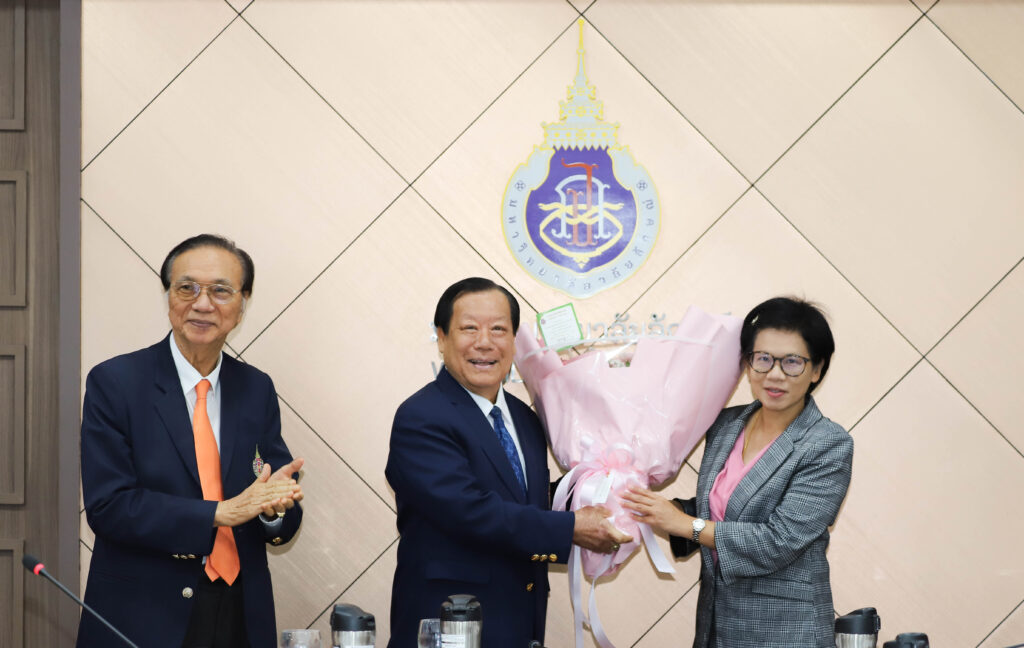 ประชุมสภาฯ ครั้งที่ 7-04