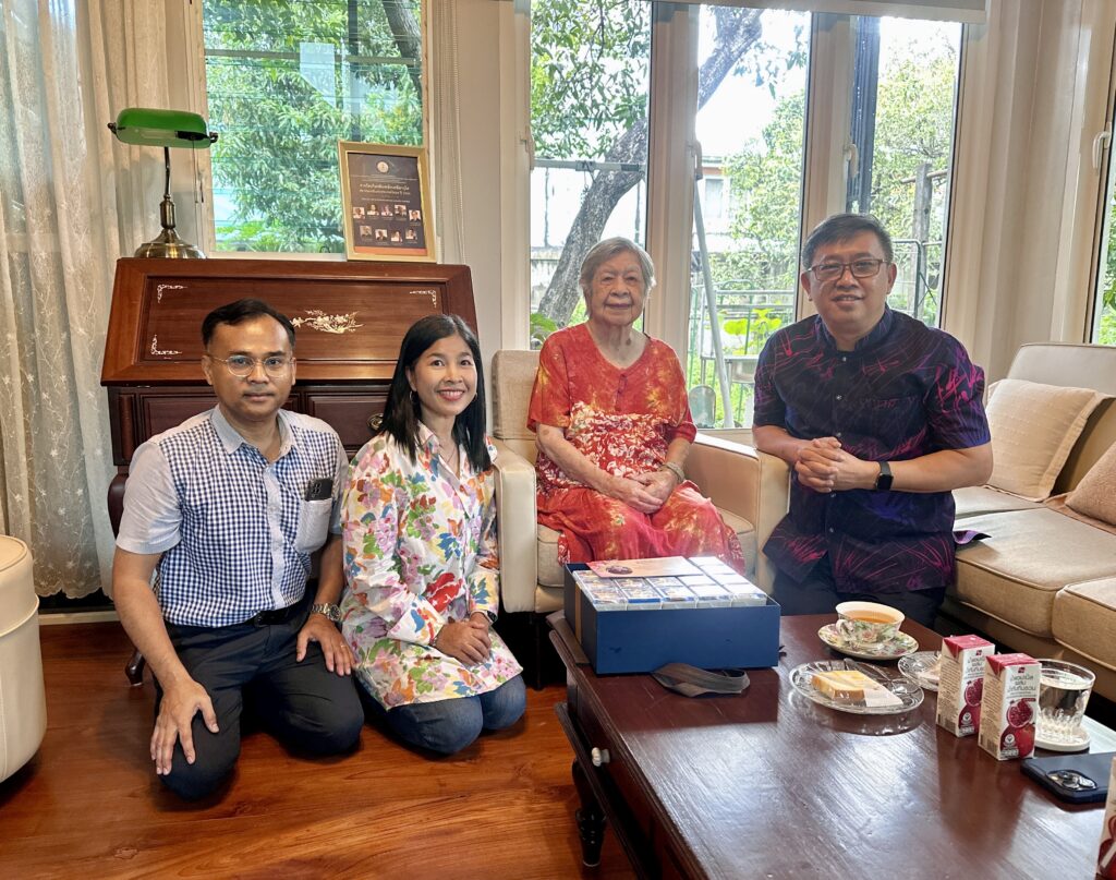 เยี่ยม ศ.เกียรติคุณ ดร.กฤษณา-3