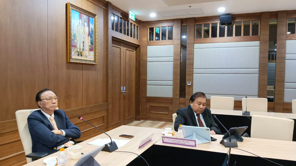 ประชุมสภา 10-2567-4