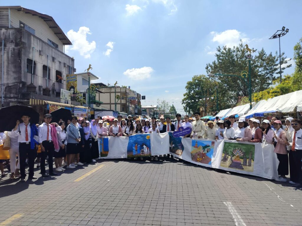 แห่ผ้าขึ้นธาตุ-6