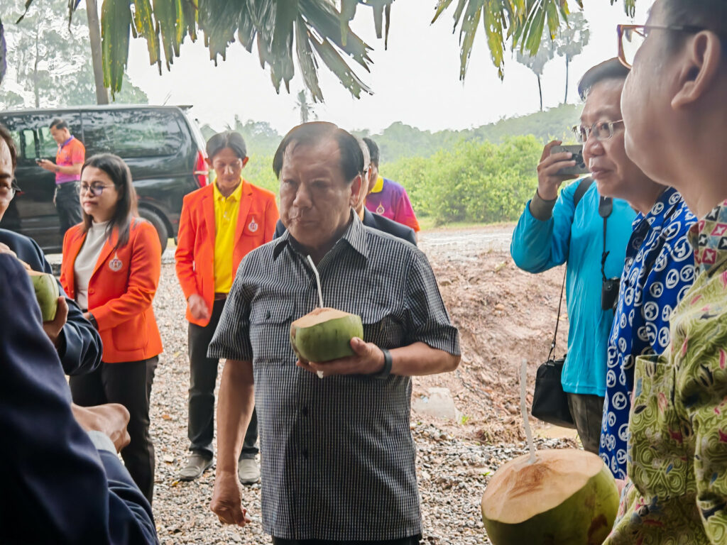 สภาฯ พบพน่วยงาน-14