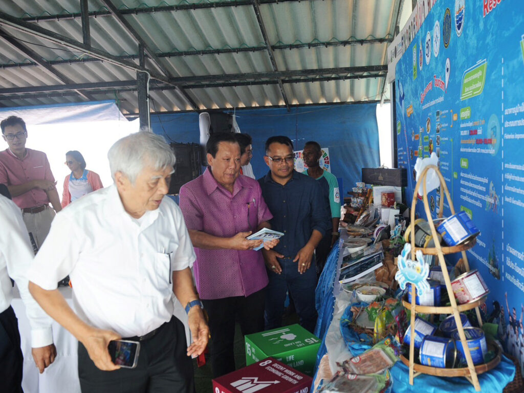 สภาฯ พบพน่วยงาน-21