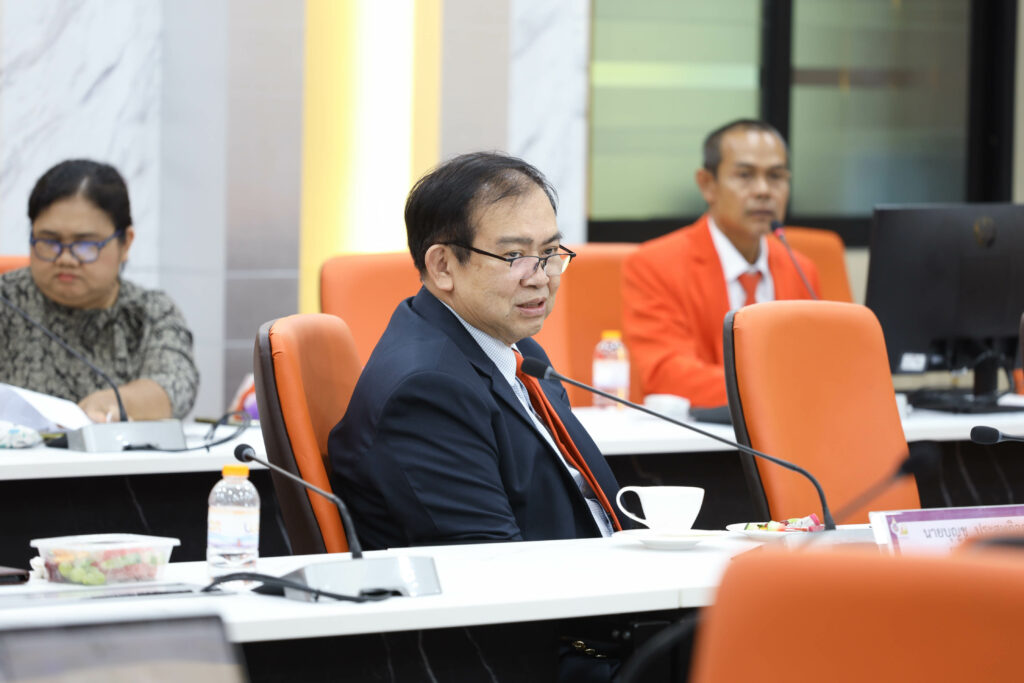 สภาฯ พบพน่วยงาน-5