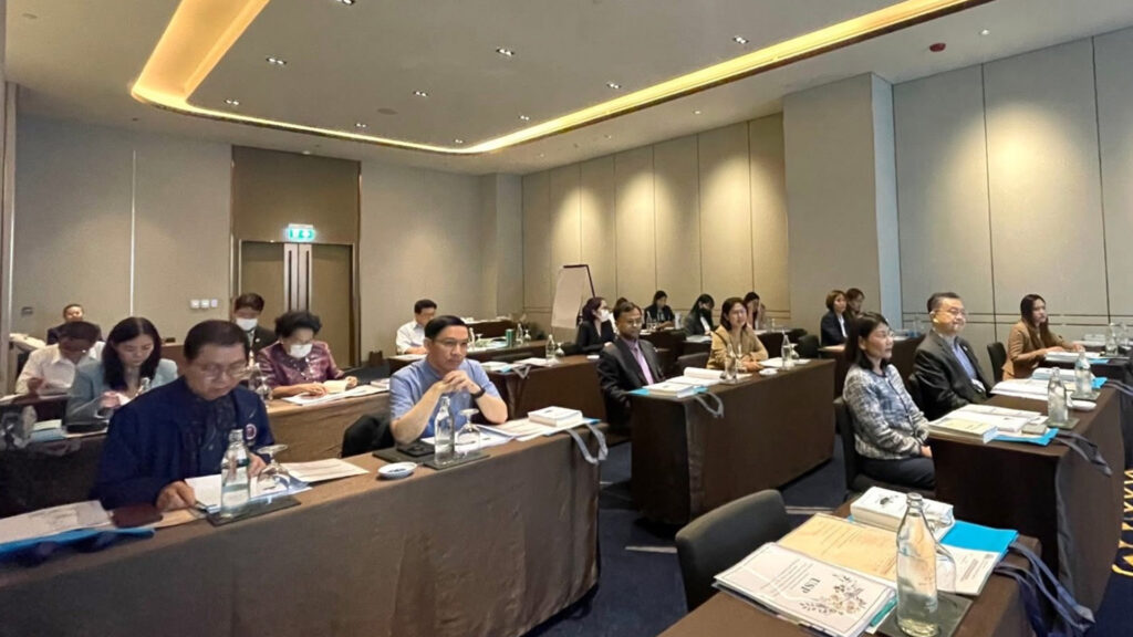 อบรมหัวหน้าสำนักงานสภาฯ02