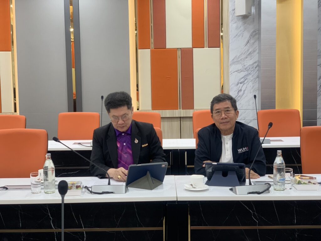 ประชุมสภาฯ 6-68-04