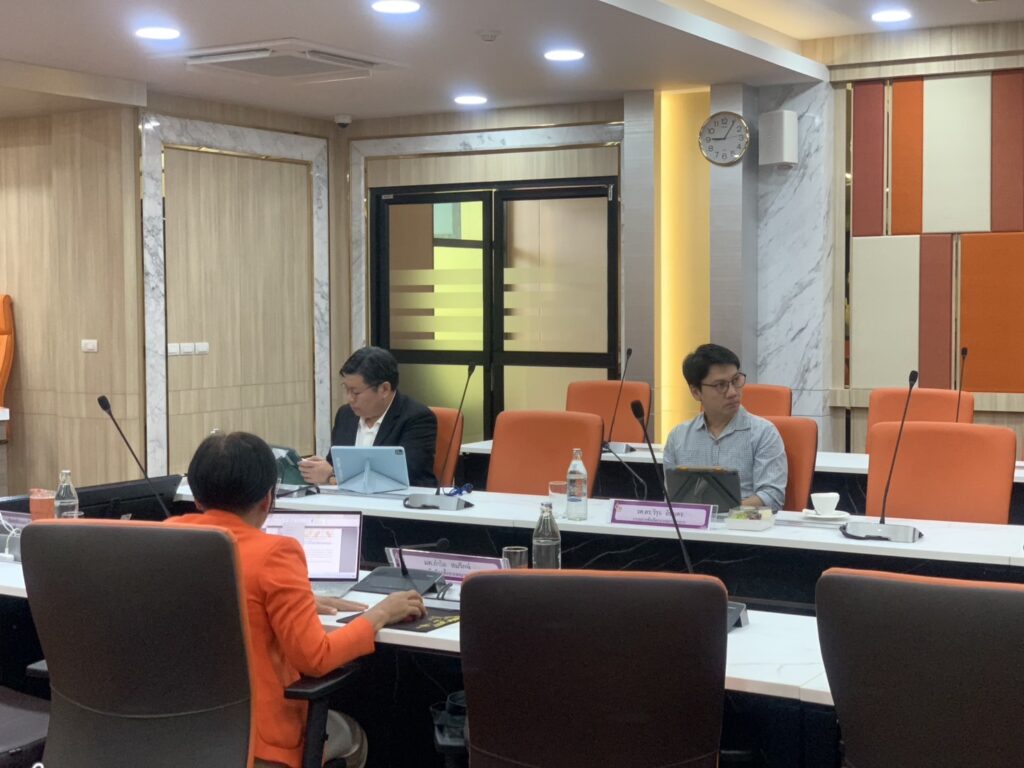 ประชุมสภาฯ 6-68-07