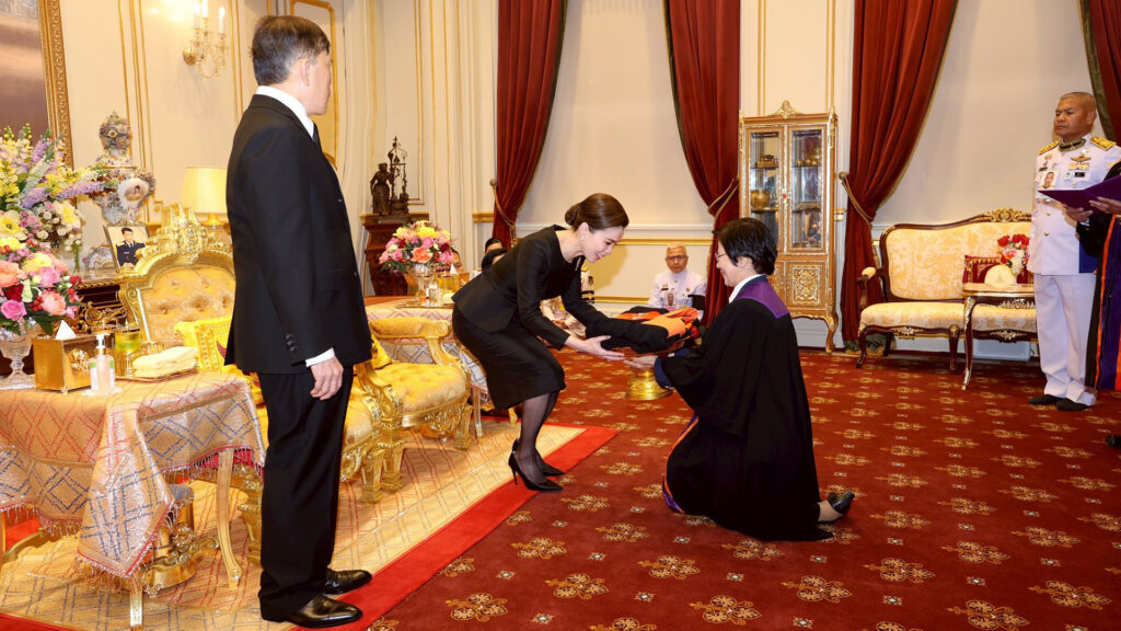 ถวายปริญญา-04